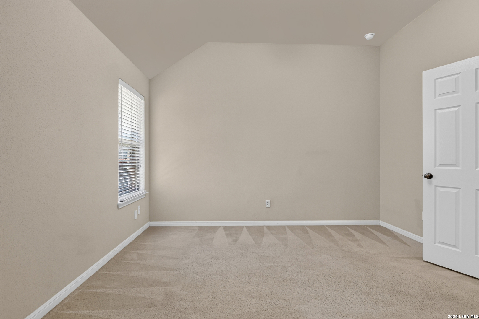 201 COMANCHE TRL, Cibolo, TX 78108