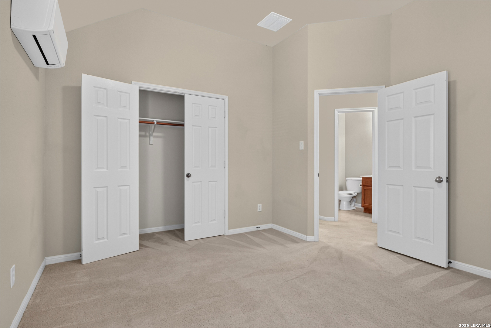 201 COMANCHE TRL, Cibolo, TX 78108