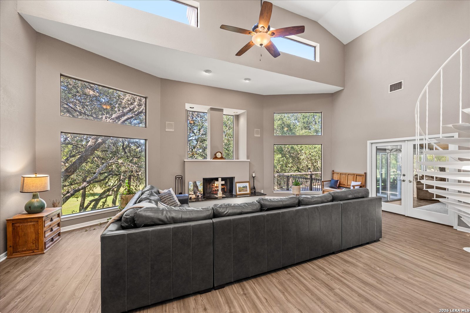 29335 No Le Hace, Fair Oaks Ranch, TX 78015