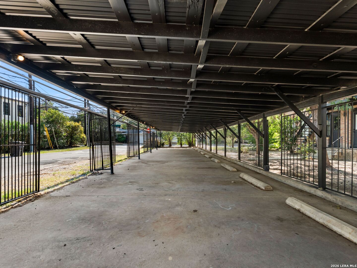 204 E ROSEWOOD AVE, San Antonio, TX 78212