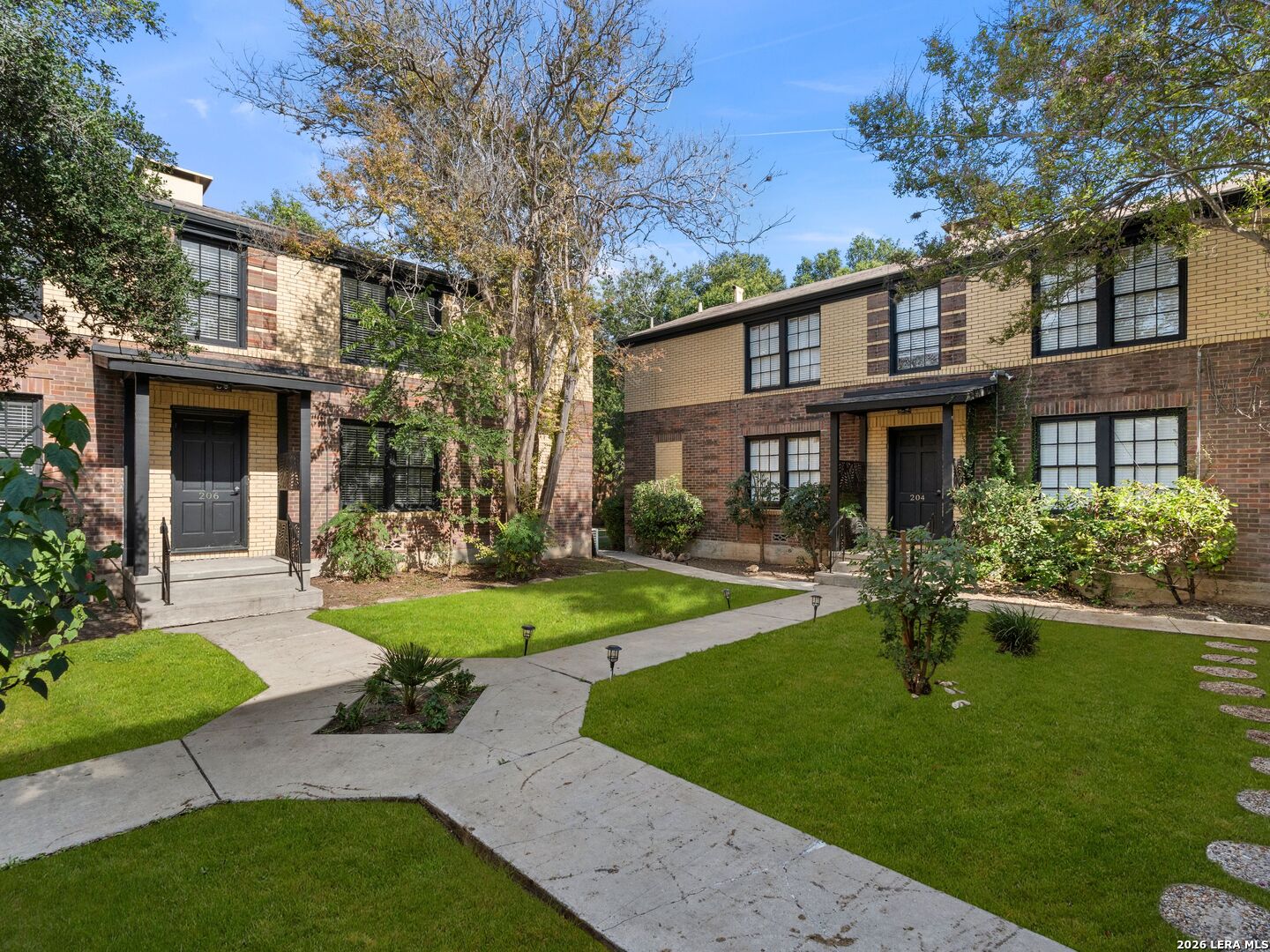 204 E ROSEWOOD AVE, San Antonio, TX 78212