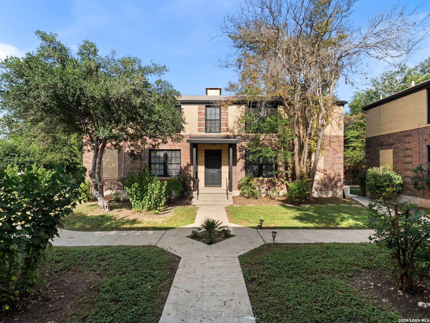 204 E ROSEWOOD AVE, San Antonio, TX 78212