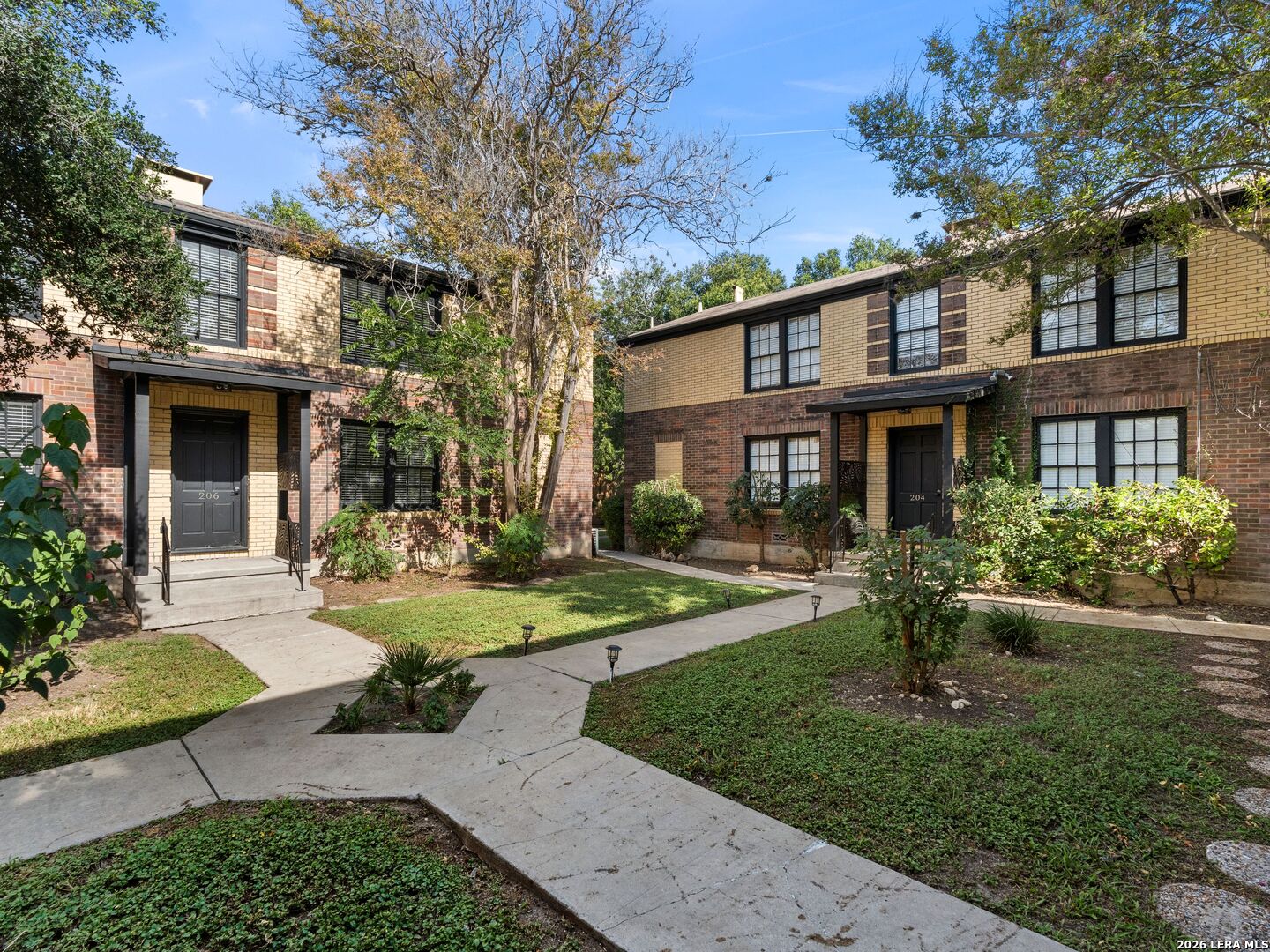204 E ROSEWOOD AVE, San Antonio, TX 78212