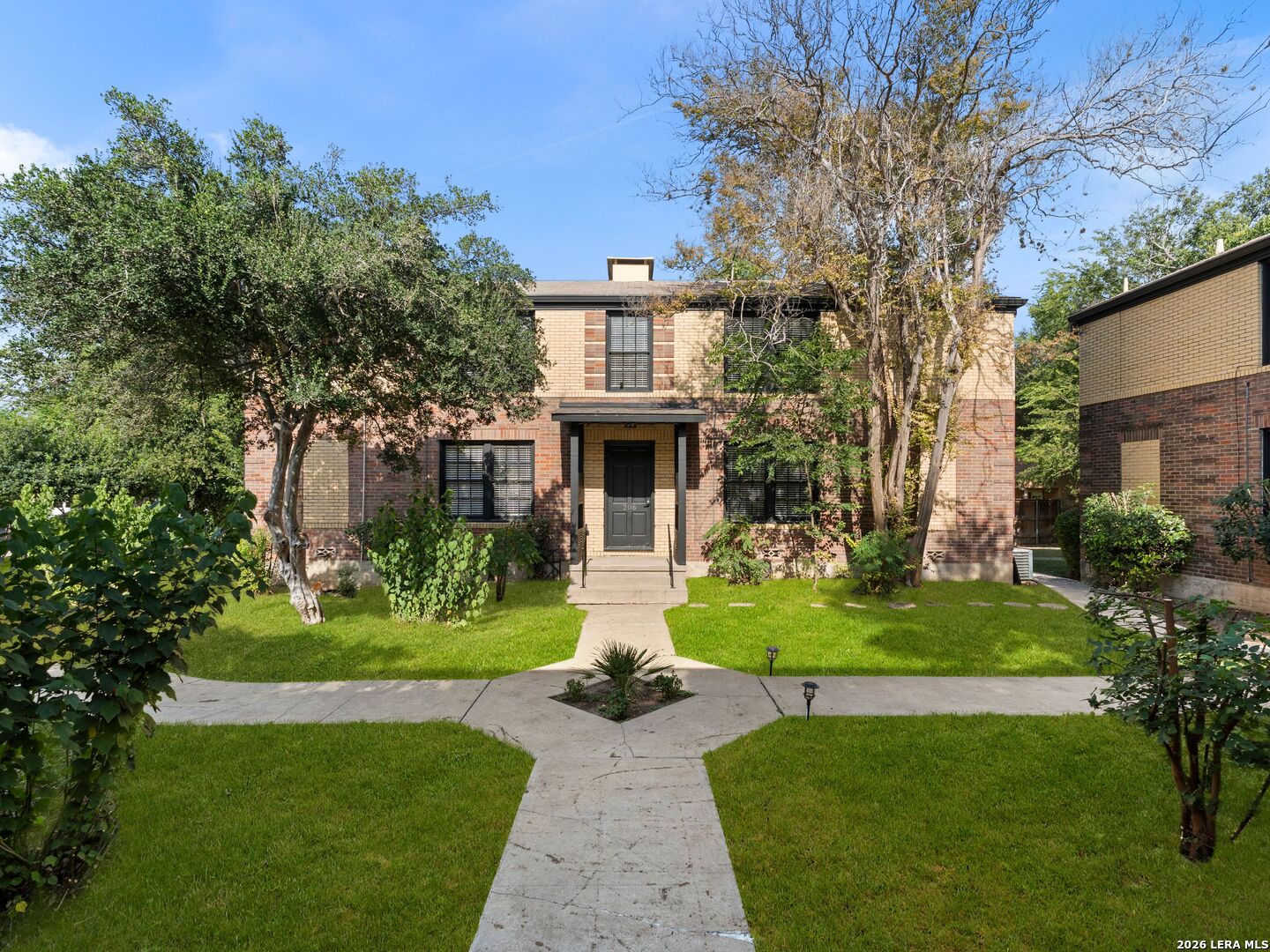 204 E ROSEWOOD AVE, San Antonio, TX 78212