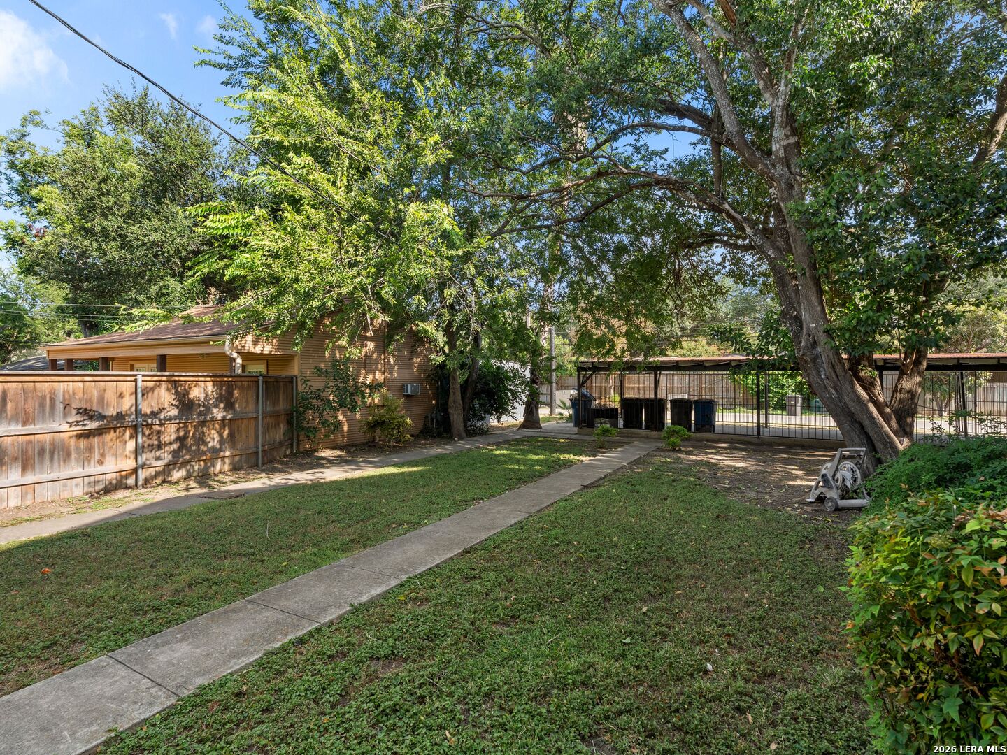 204 E ROSEWOOD AVE, San Antonio, TX 78212