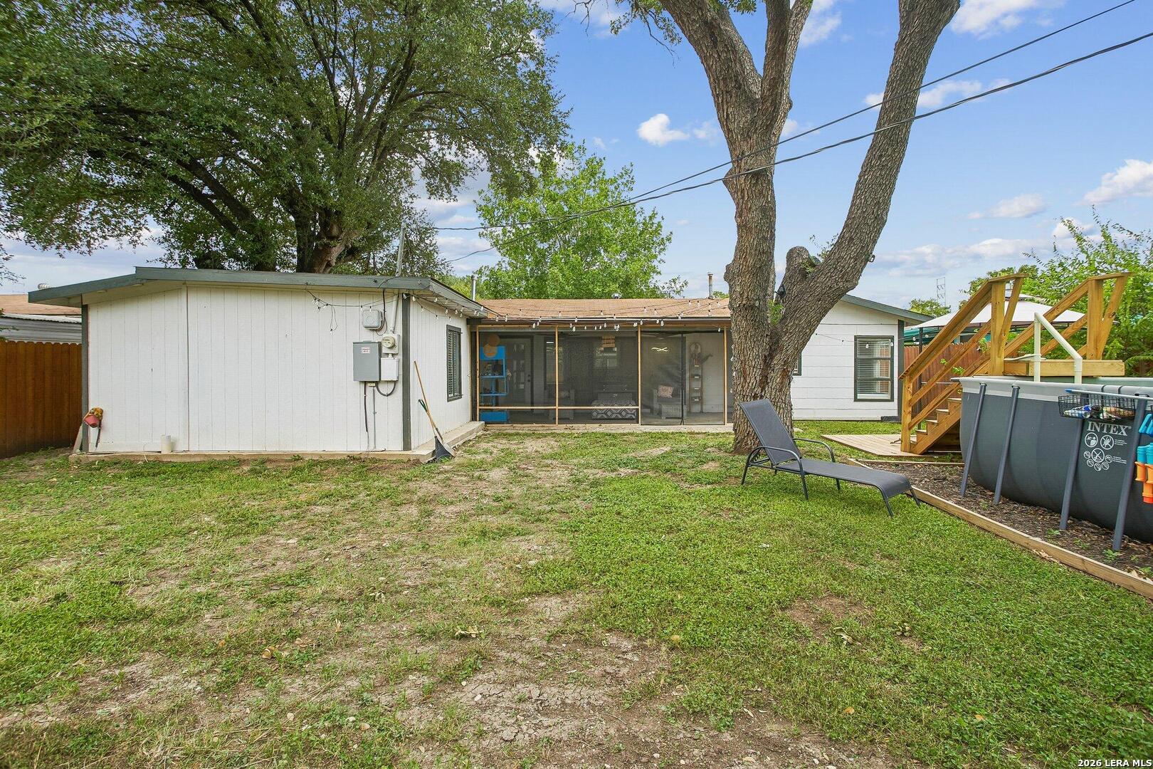 318 Hillwood Dr, San Antonio, TX 78213