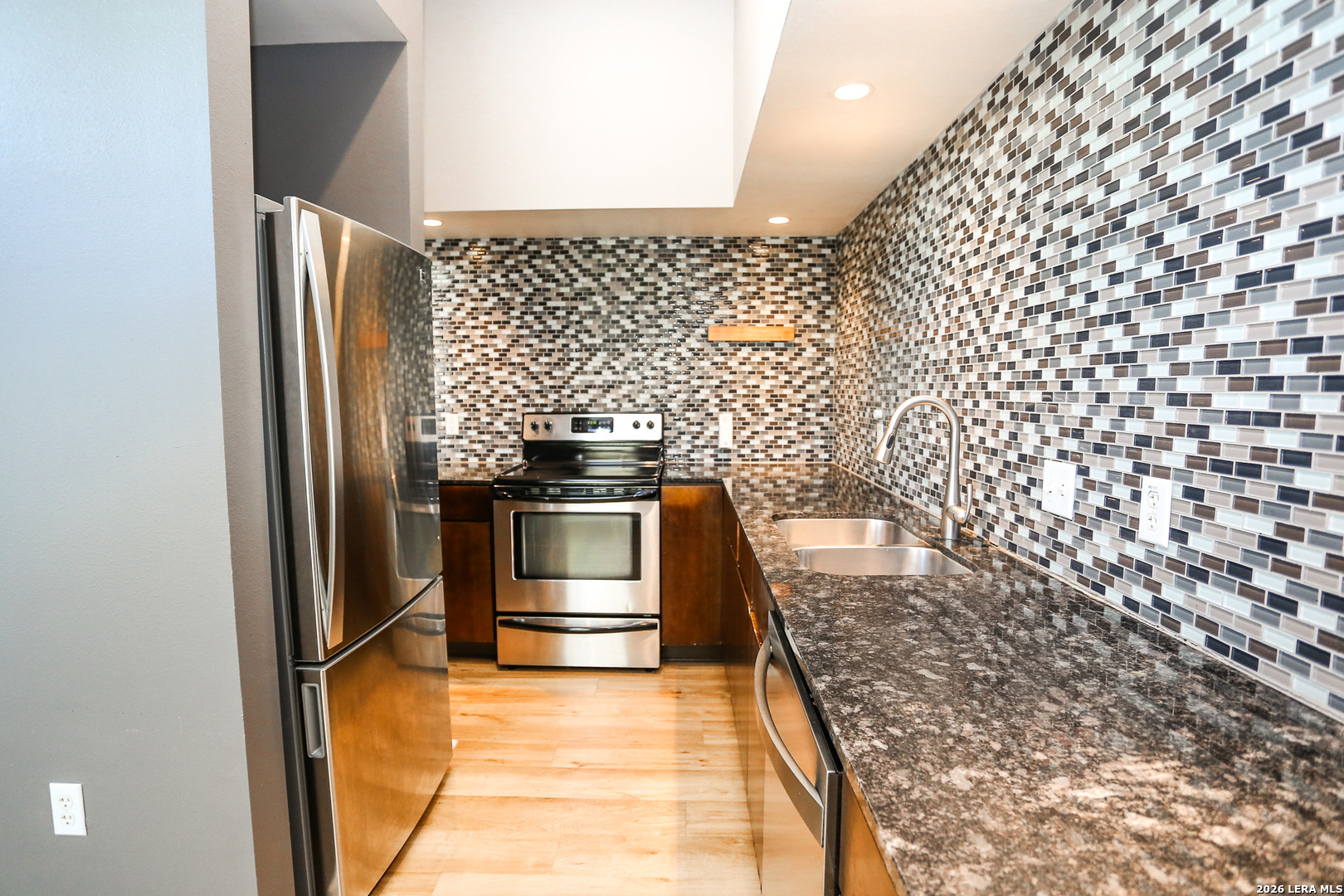 2200 Dickson, #APT 224, Austin, TX 78704