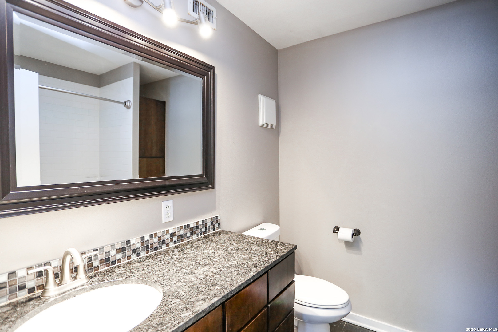 2200 Dickson, #APT 224, Austin, TX 78704