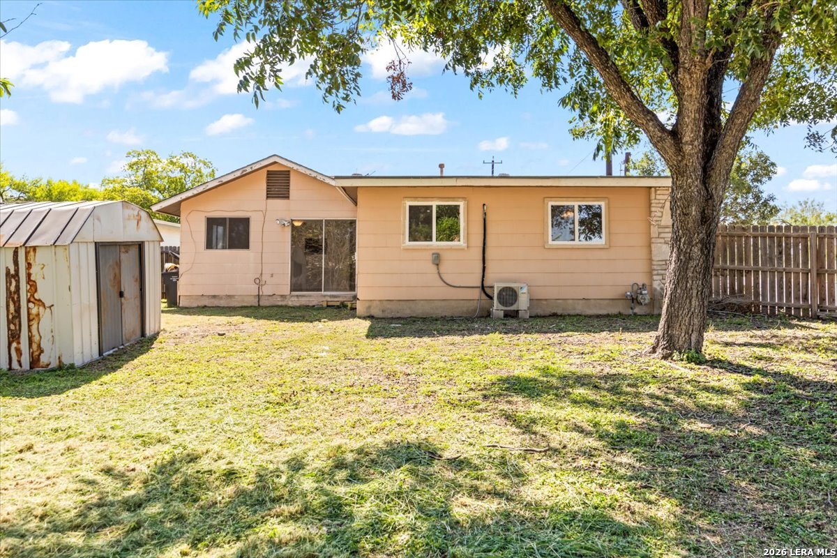 551 Kernan Dr, San Antonio, TX 78227