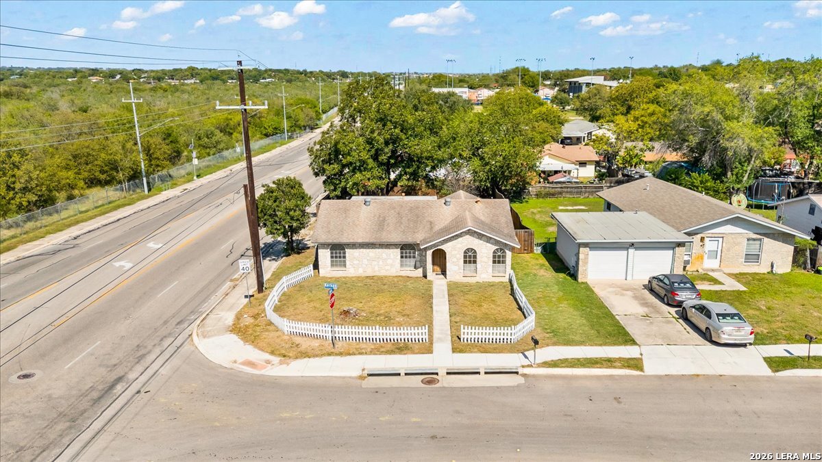 551 Kernan Dr, San Antonio, TX 78227