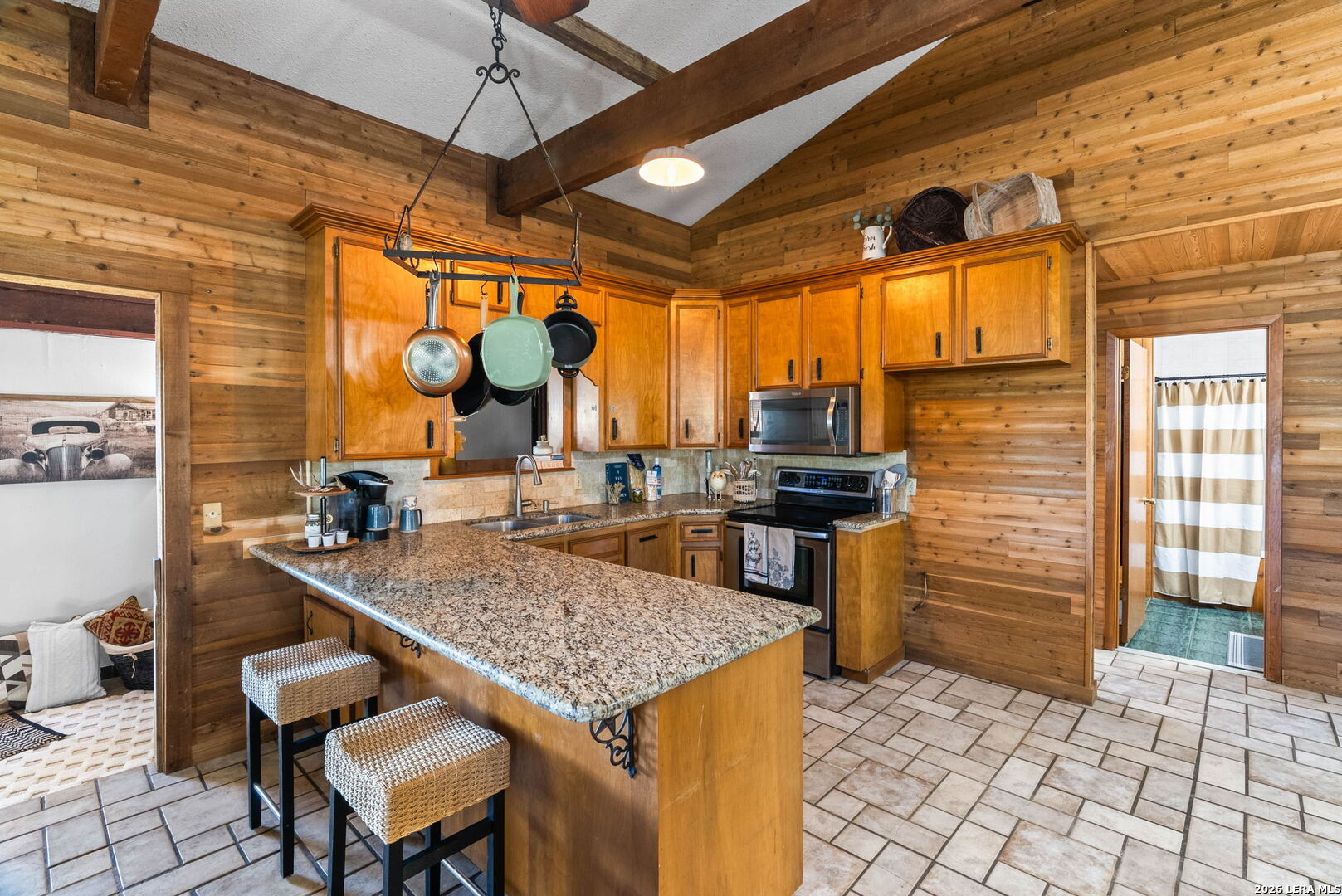 185 CAPPEL RD, TX 77974