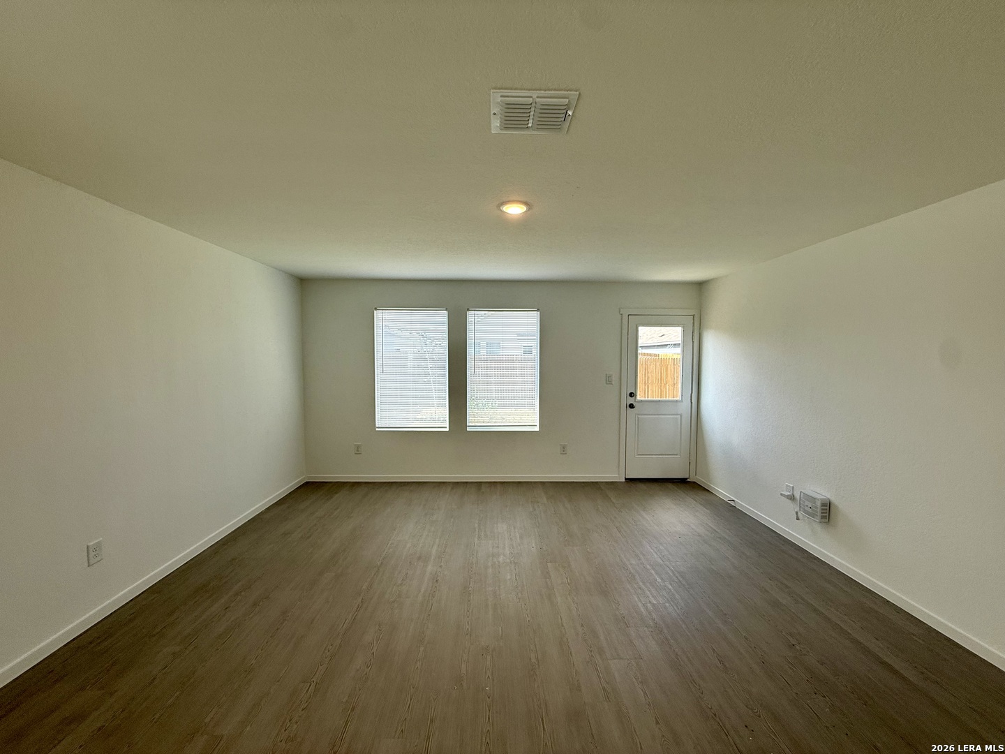 3211 Gilbert Garden, Converse, TX 78109
