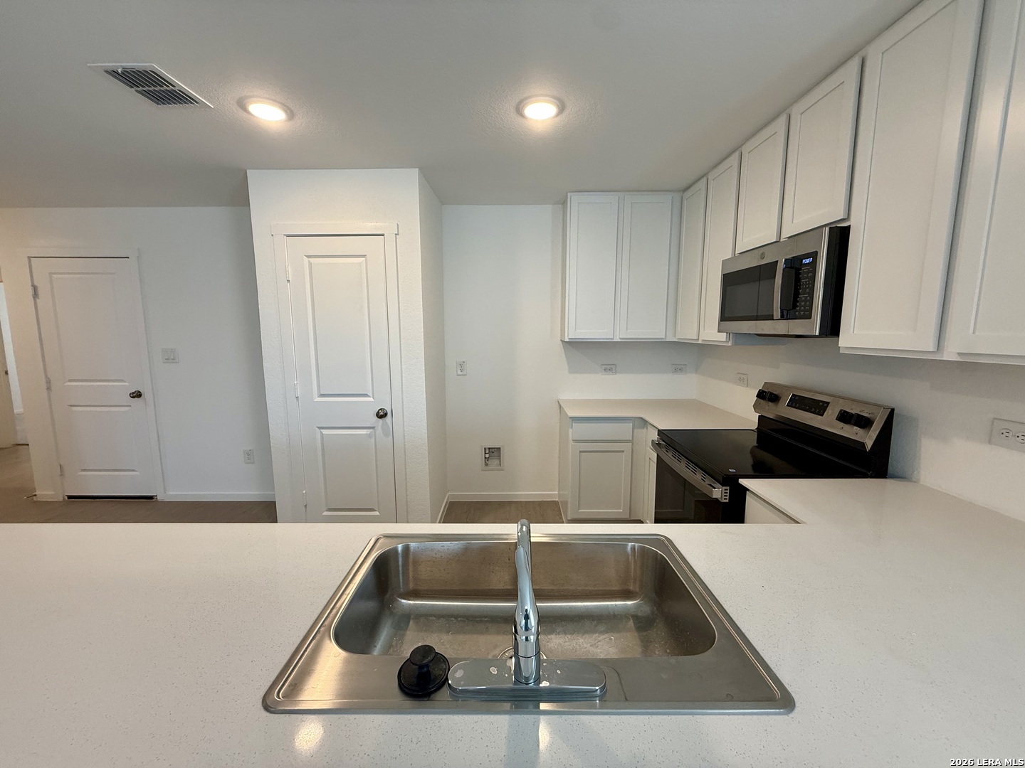 3211 Gilbert Garden, Converse, TX 78109