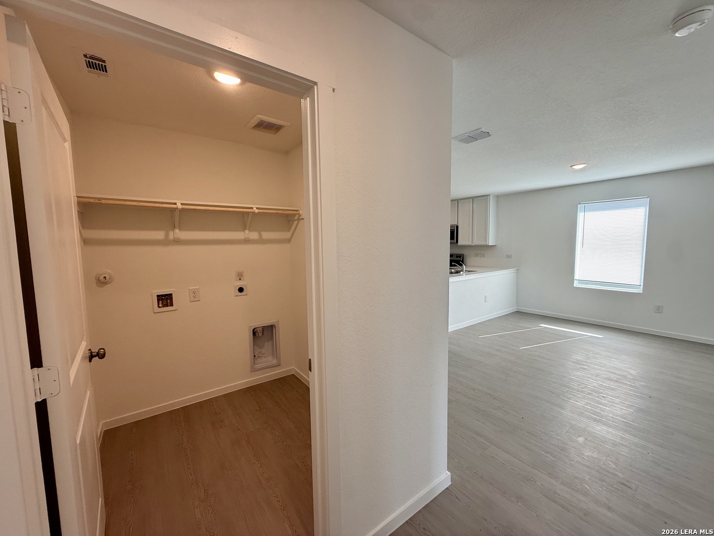 3211 Gilbert Garden, Converse, TX 78109