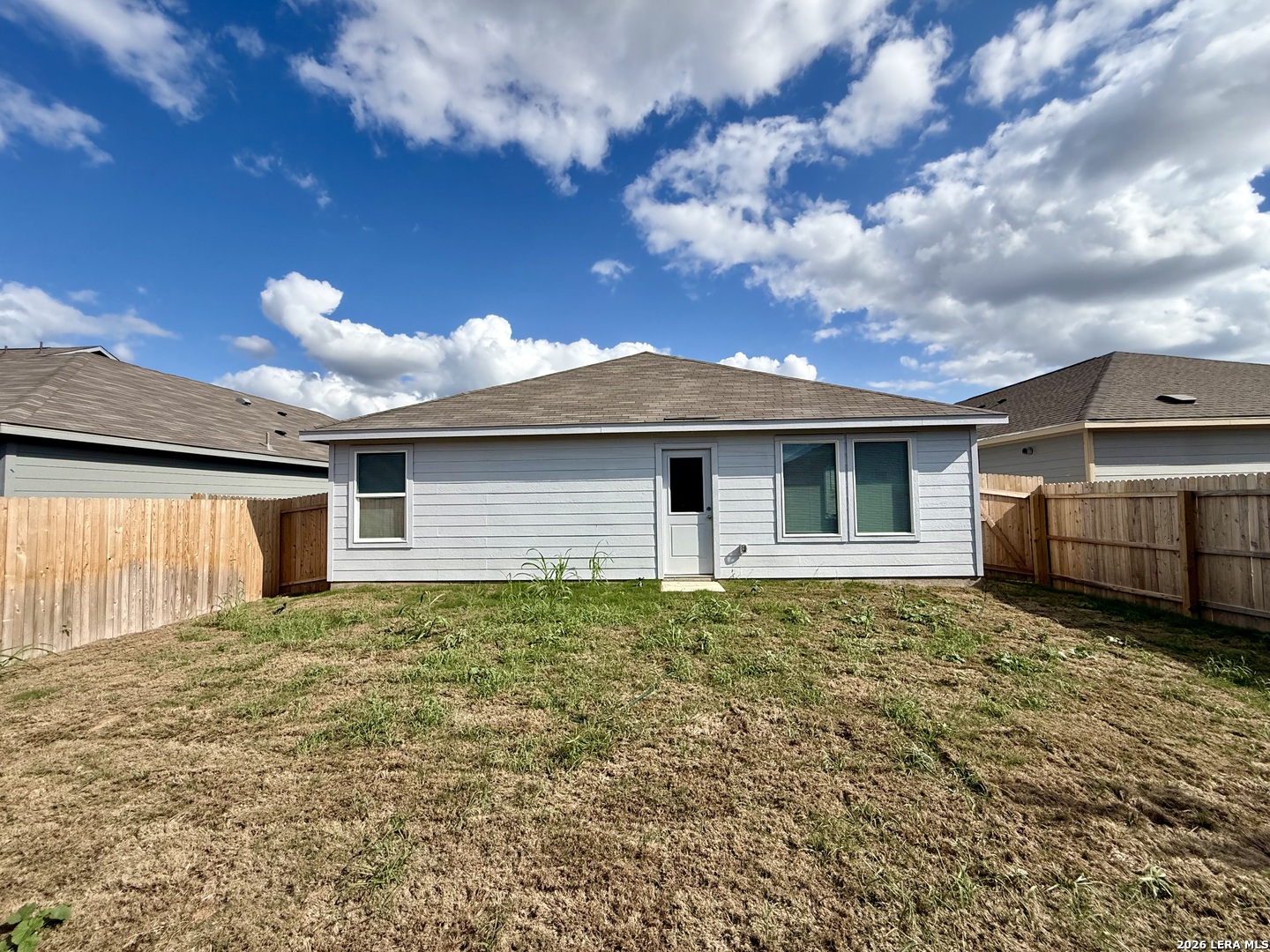 3211 Gilbert Garden, Converse, TX 78109
