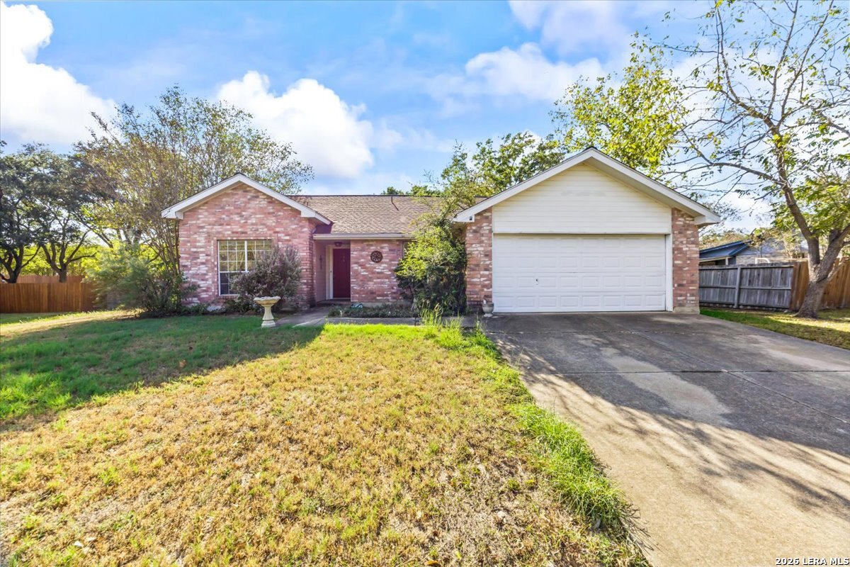104 RIVER MDW, Castroville, TX 78009