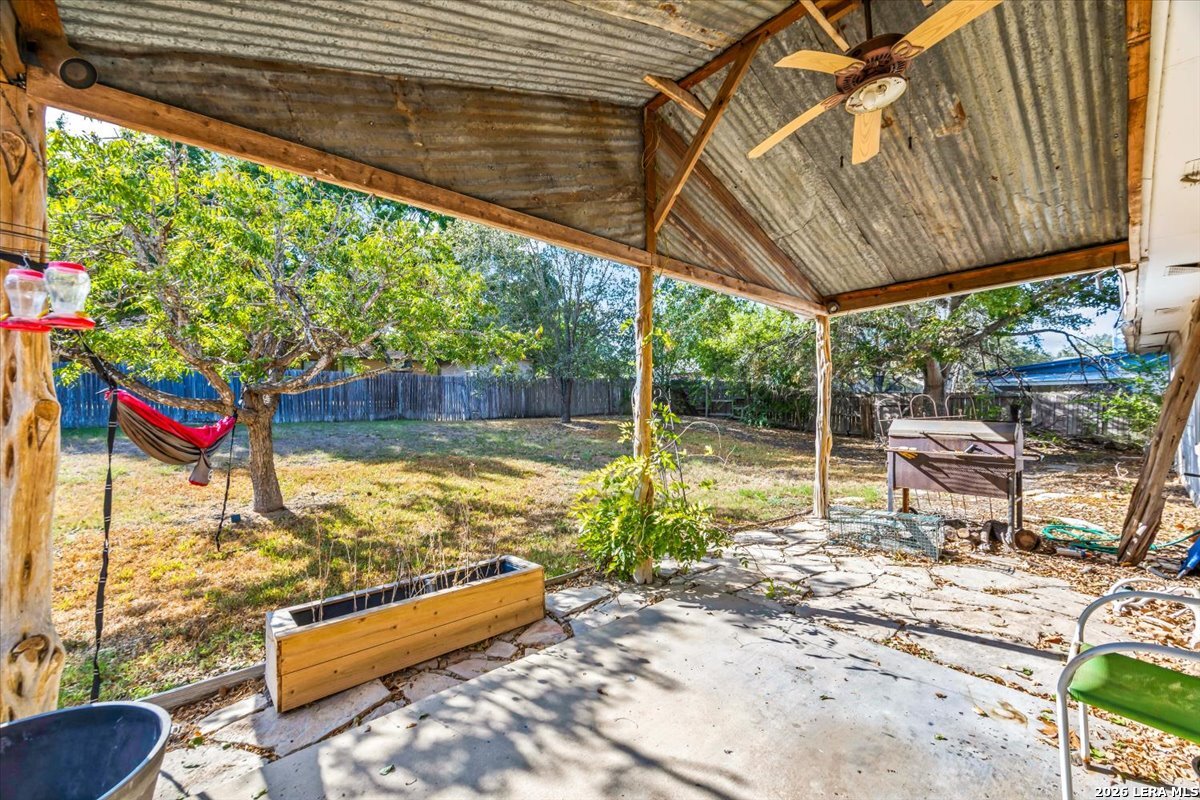 104 RIVER MDW, Castroville, TX 78009