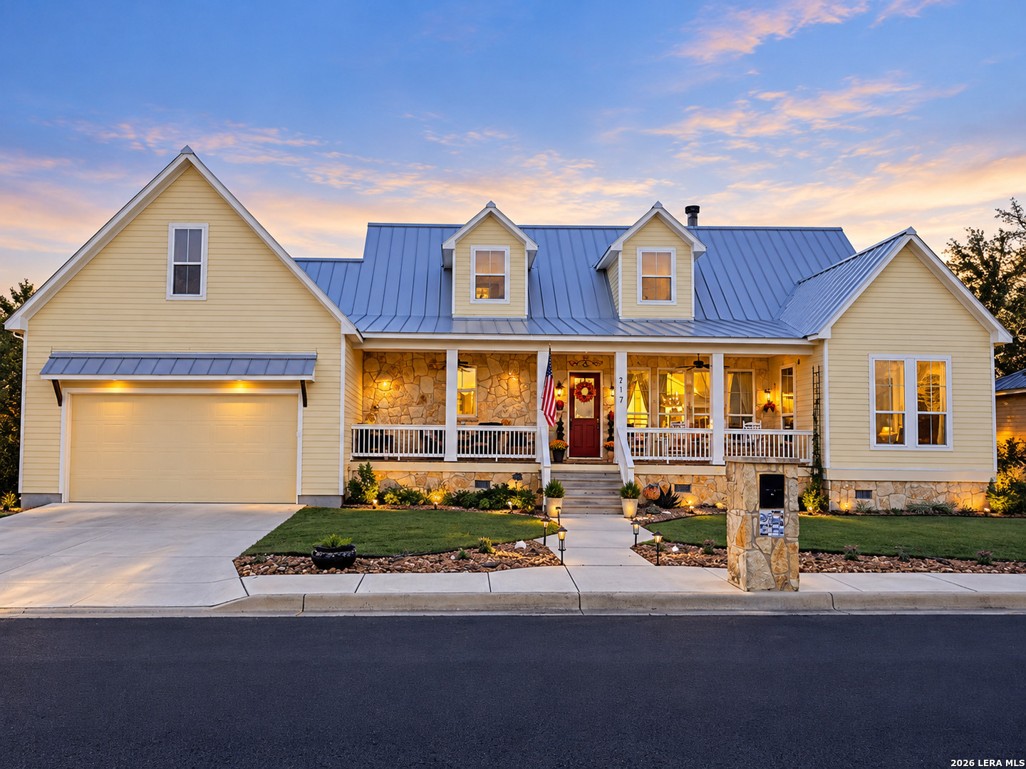 Property photo for 217 YORKTOWN BLVD, Kerrville, TX