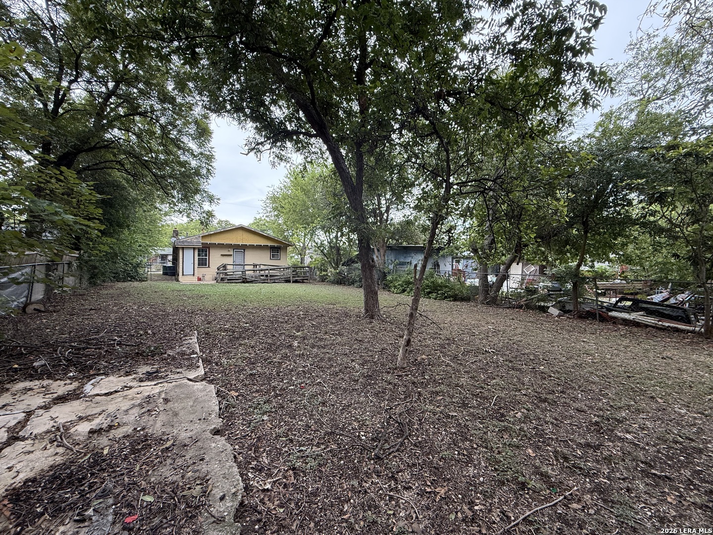 458 E Young, San Antonio, TX 78214