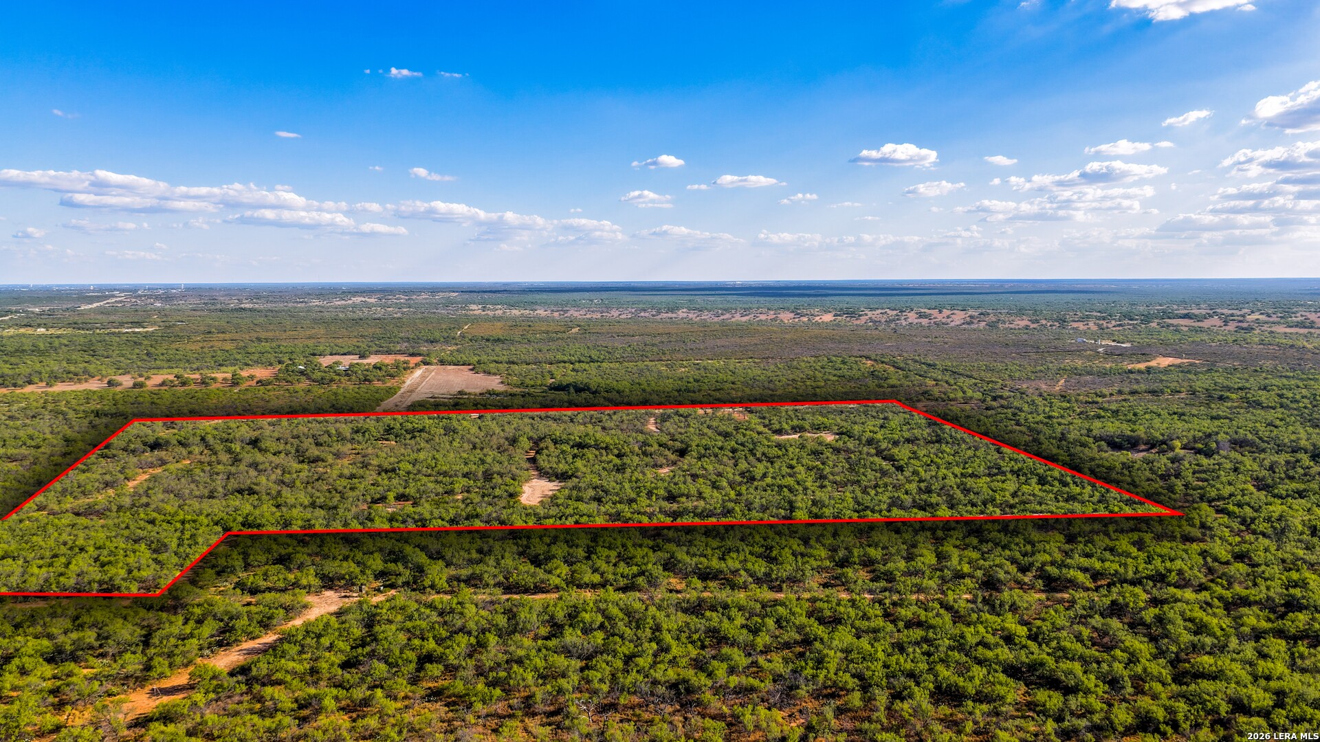 456 ESCONDIDO RD, Carrizo Springs, TX 78834