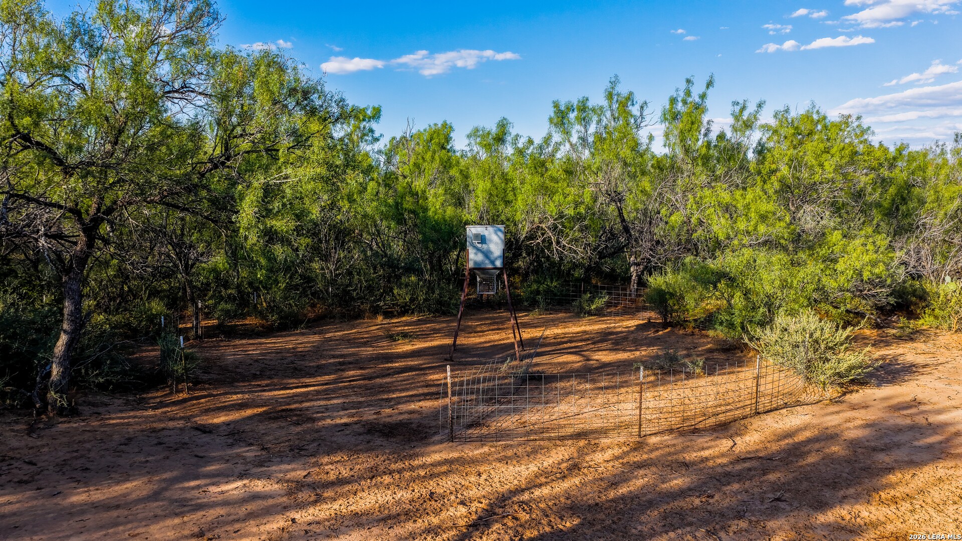 456 ESCONDIDO RD, Carrizo Springs, TX 78834