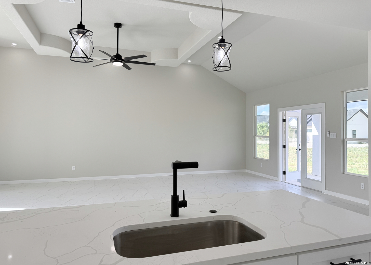 205 County Road 6812, Natalia, TX 78059
