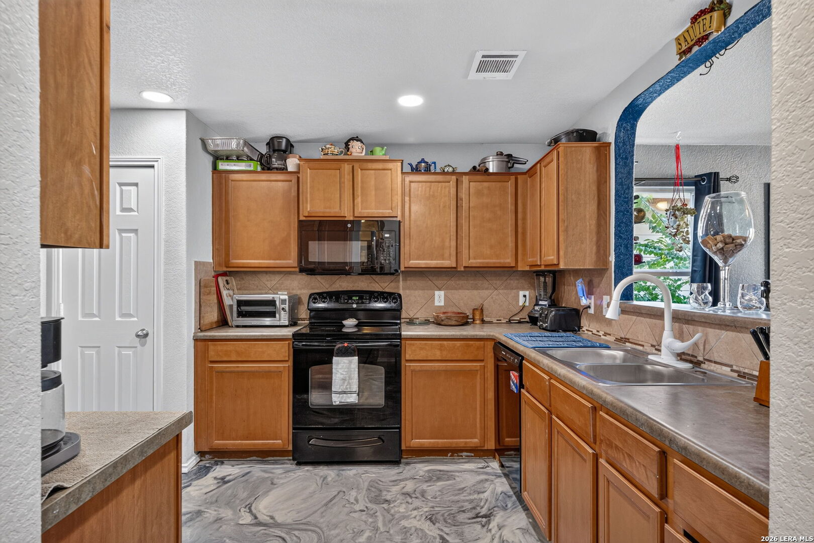 11507 Oaks Hike, San Antonio, TX 78245