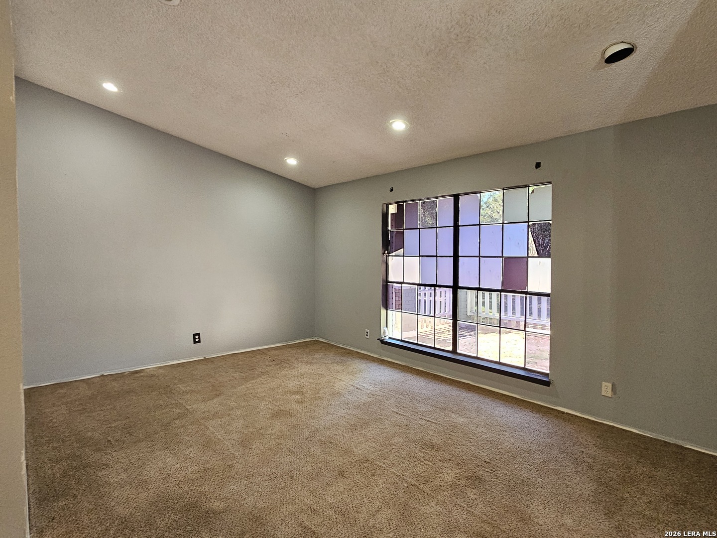 5650 RIDGE RUN ST, San Antonio, TX 78250