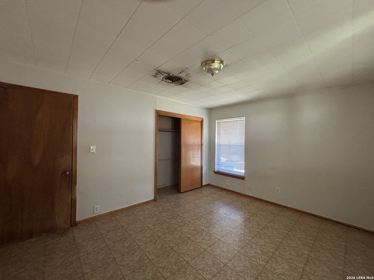 798 W MERRIWEATHER ST, New Braunfels, TX 78130