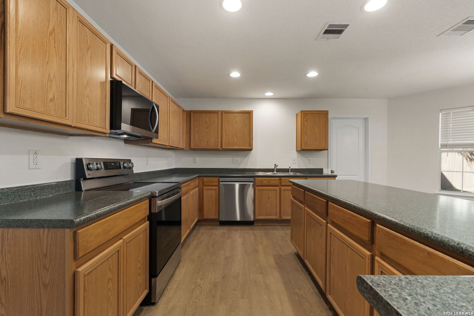 710 Barrow Peak, San Antonio, TX 78251
