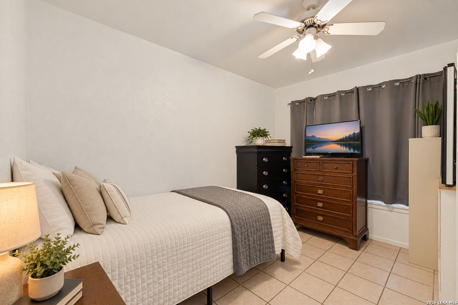 4330 SILVER LAKE DR, San Antonio, TX 78219