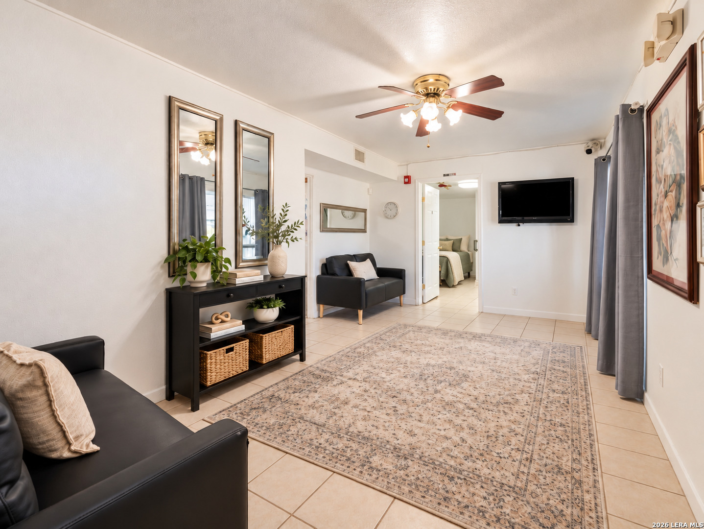 4330 SILVER LAKE DR, San Antonio, TX 78219