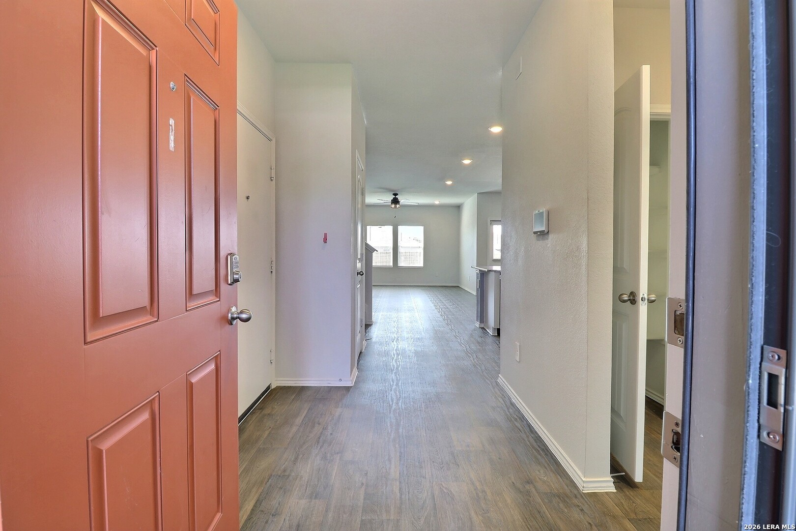 209 N Richland Dr, Lockhart, TX 78644