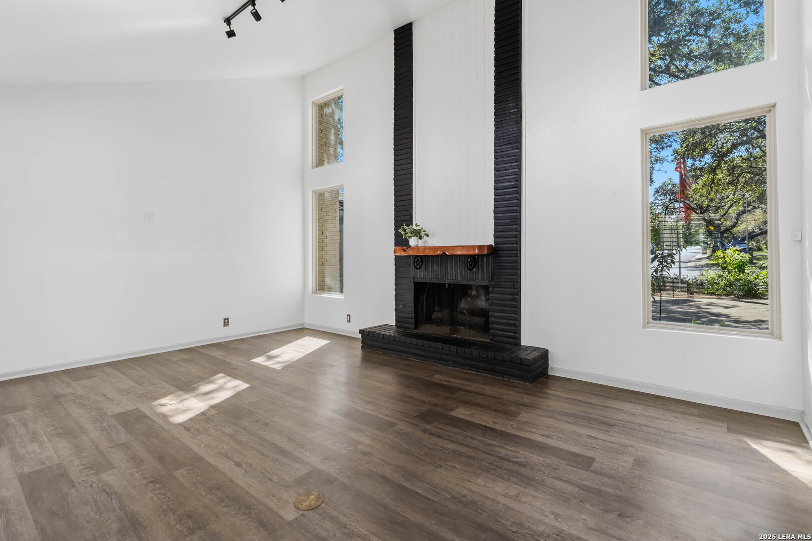 3802 HUNTERS BOW ST, San Antonio, TX 78230