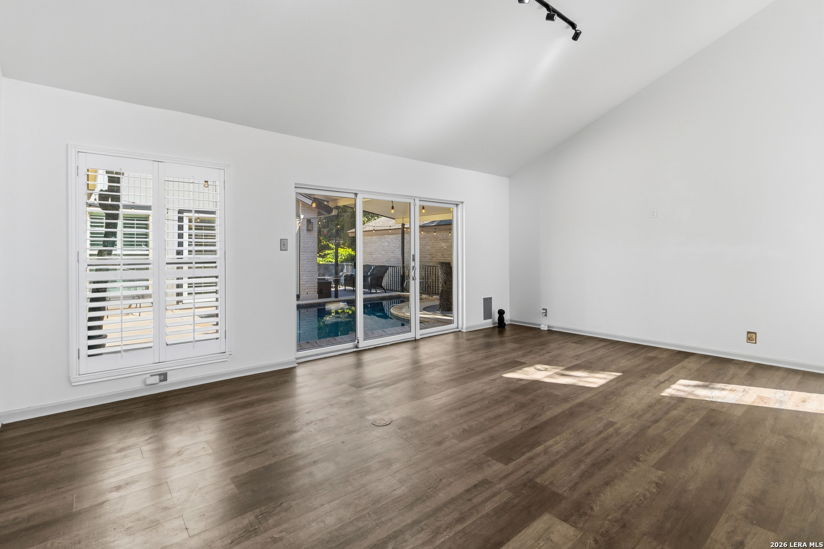 3802 HUNTERS BOW ST, San Antonio, TX 78230