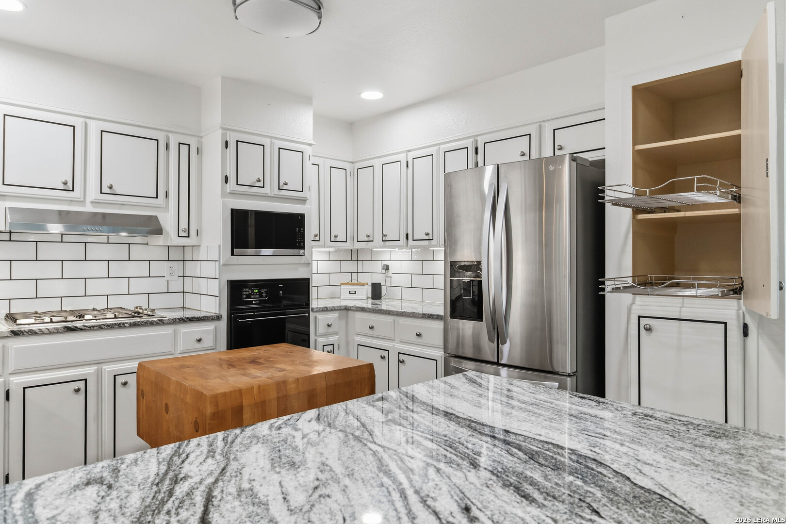 3802 HUNTERS BOW ST, San Antonio, TX 78230