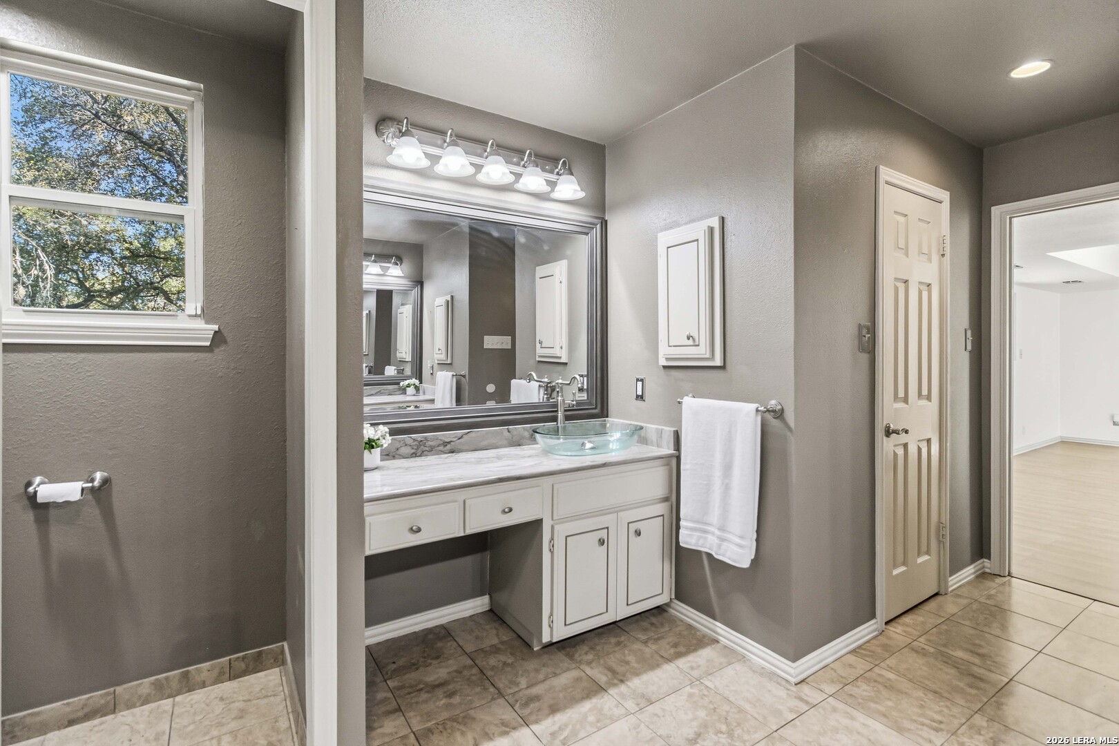 3802 HUNTERS BOW ST, San Antonio, TX 78230