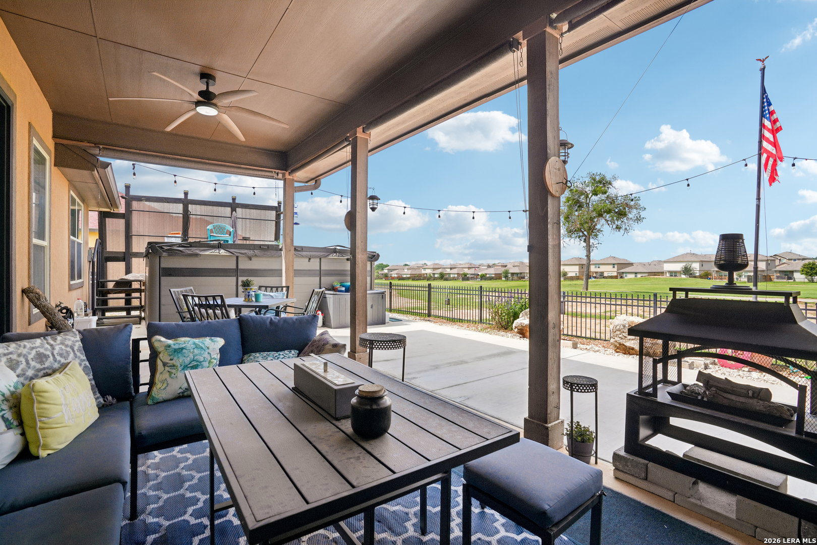 137 Fairway, Floresville, TX 78114