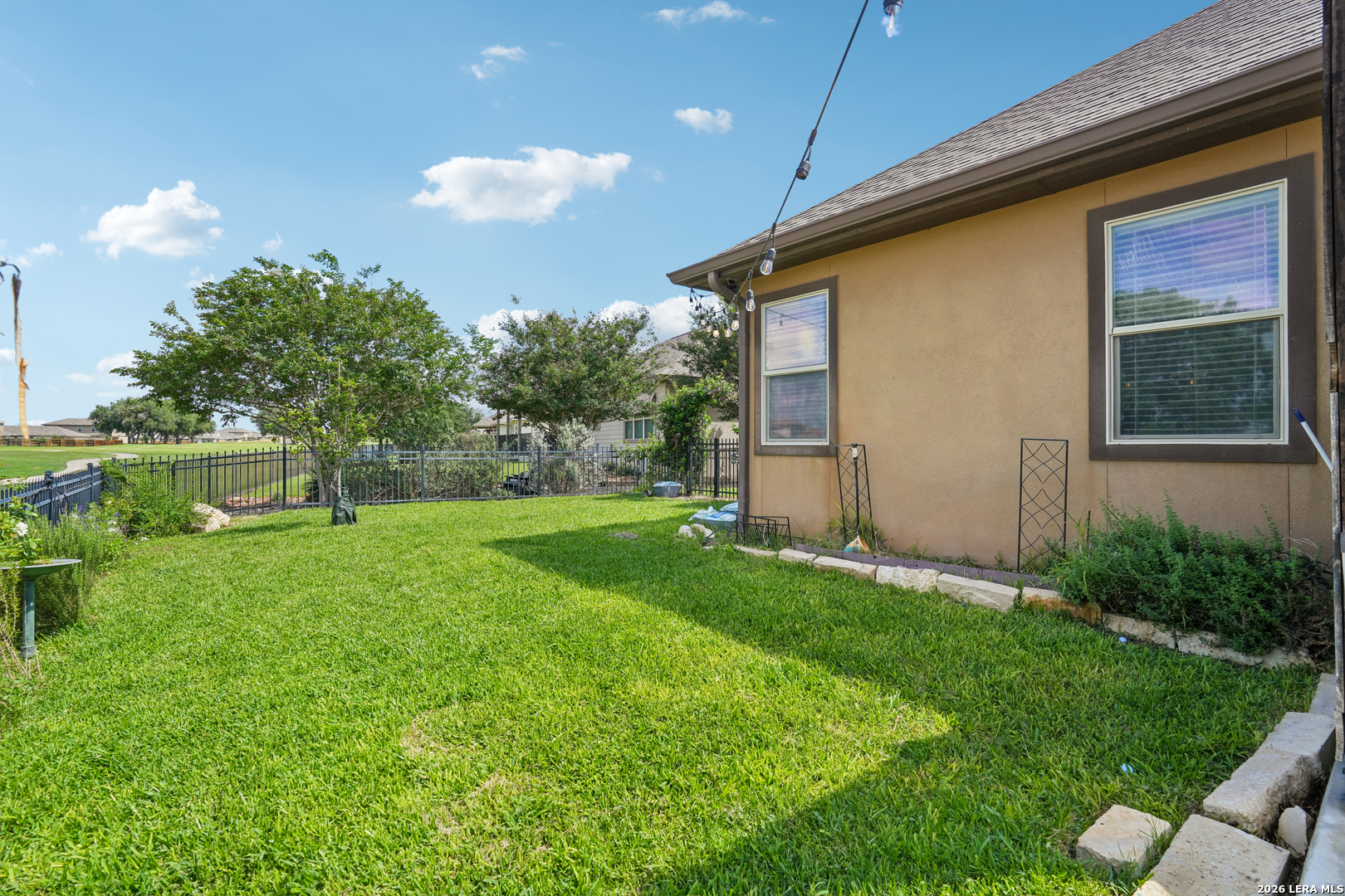 137 Fairway, Floresville, TX 78114