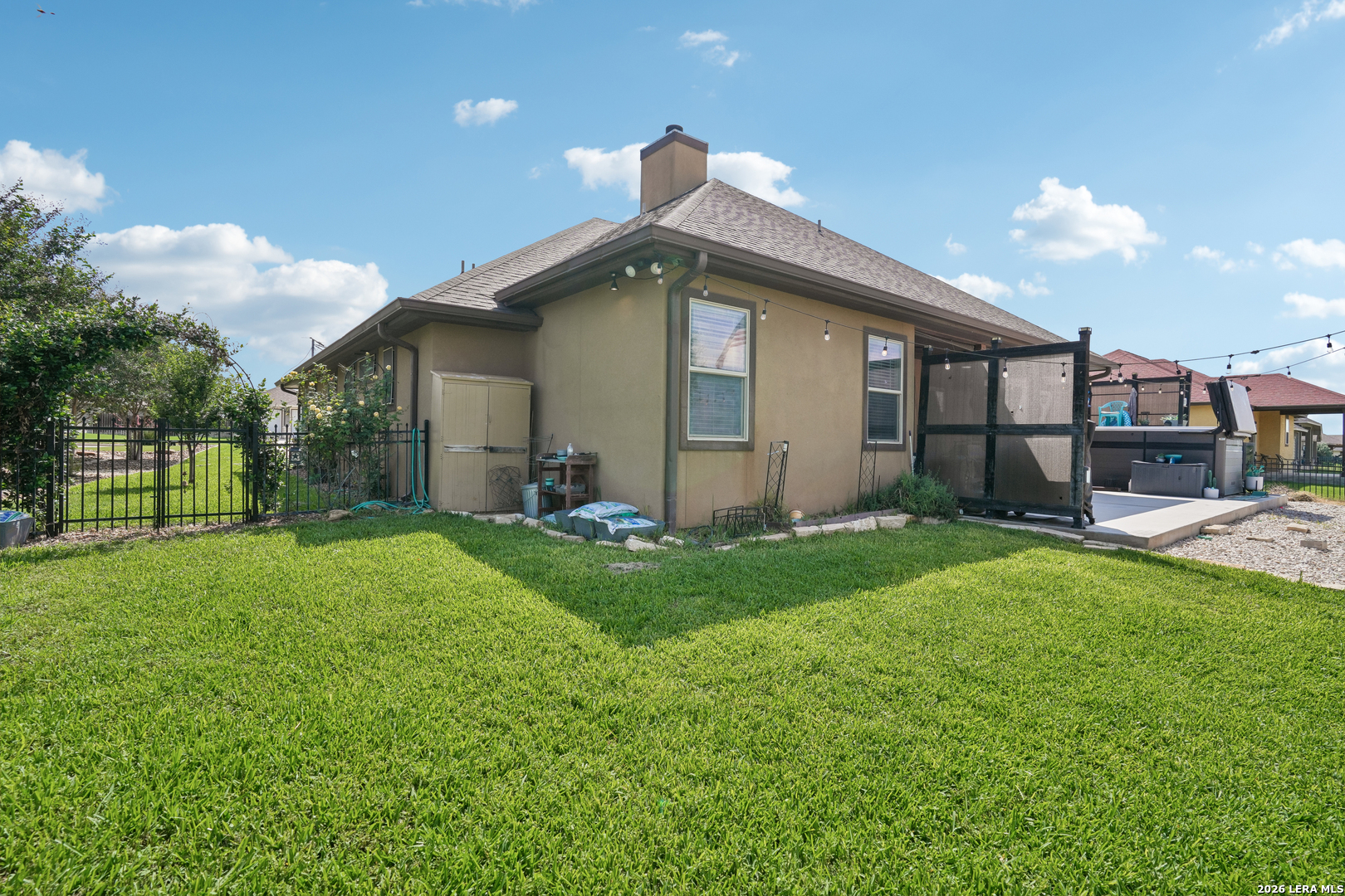 137 Fairway, Floresville, TX 78114