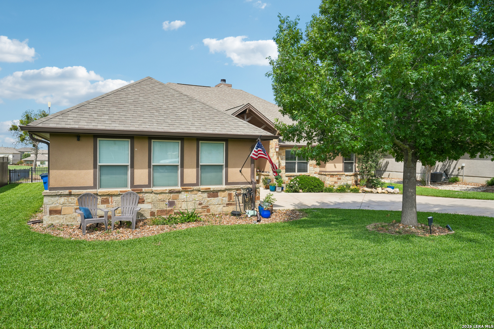137 Fairway, Floresville, TX 78114