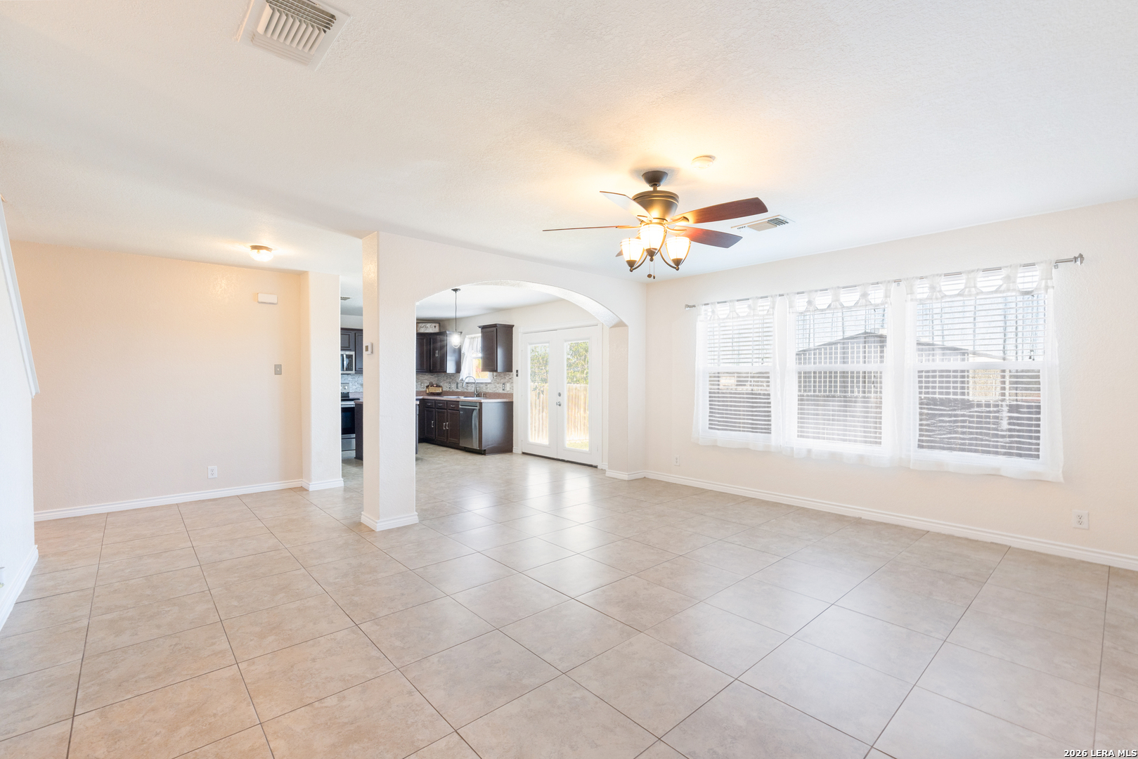 147 Woodstone Loop, Cibolo, TX 78108