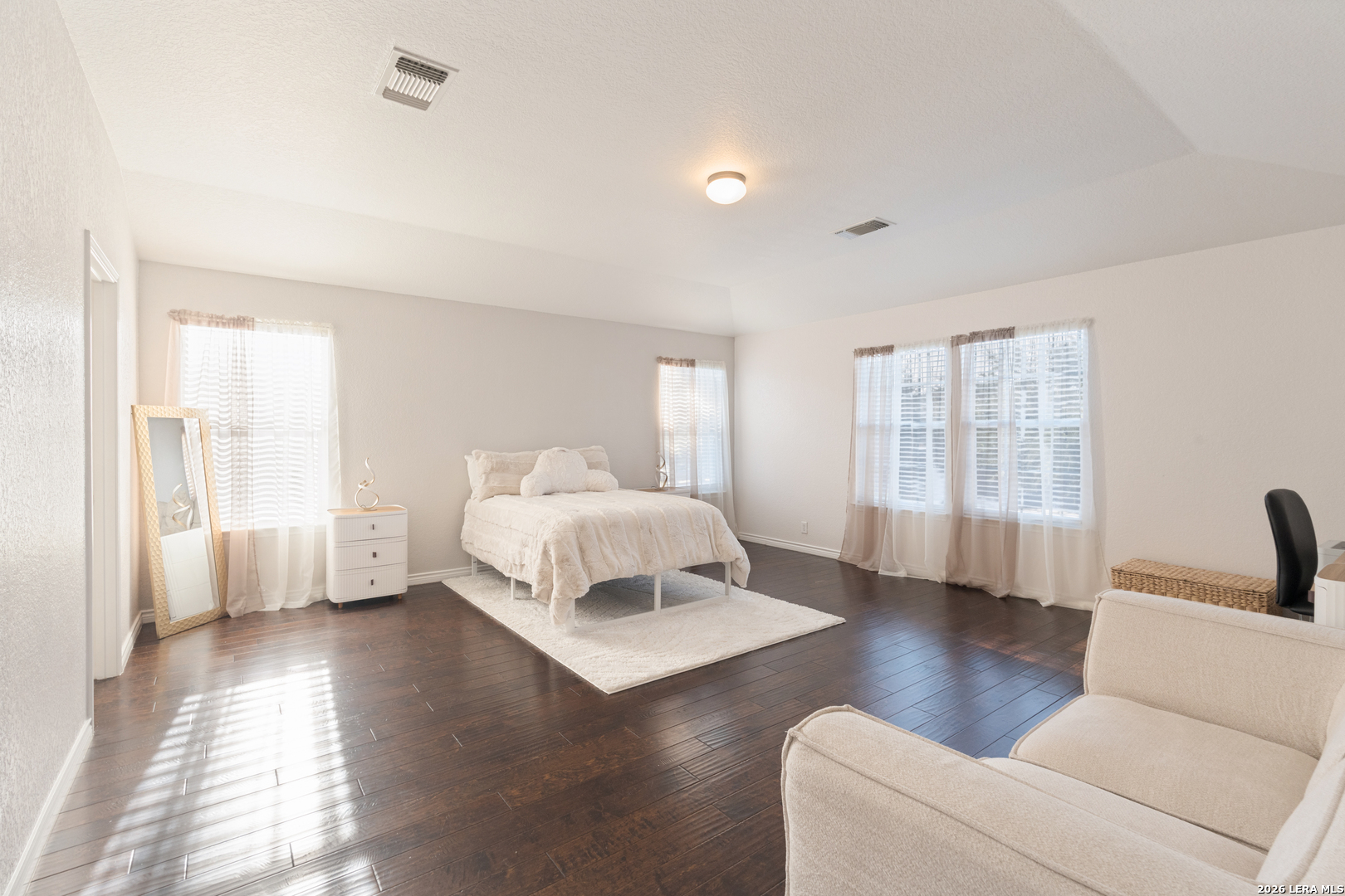 147 Woodstone Loop, Cibolo, TX 78108