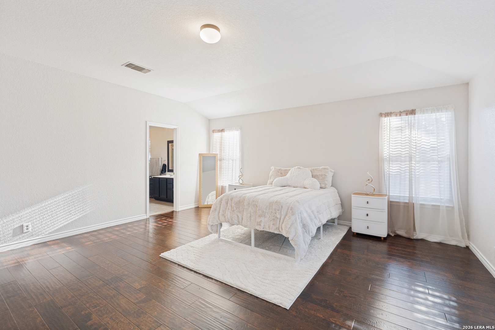 147 Woodstone Loop, Cibolo, TX 78108