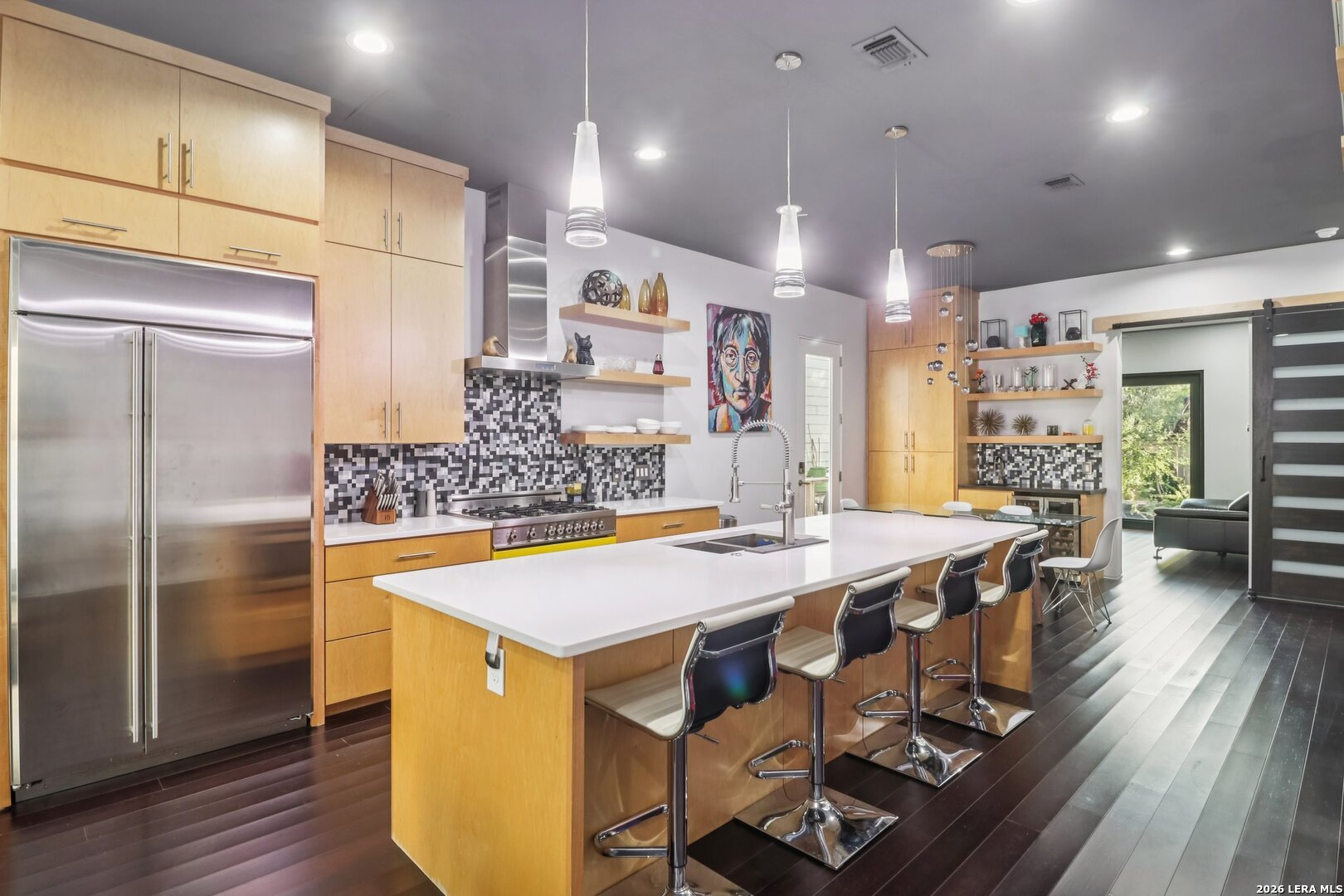 128 Clay, San Antonio, TX 78204