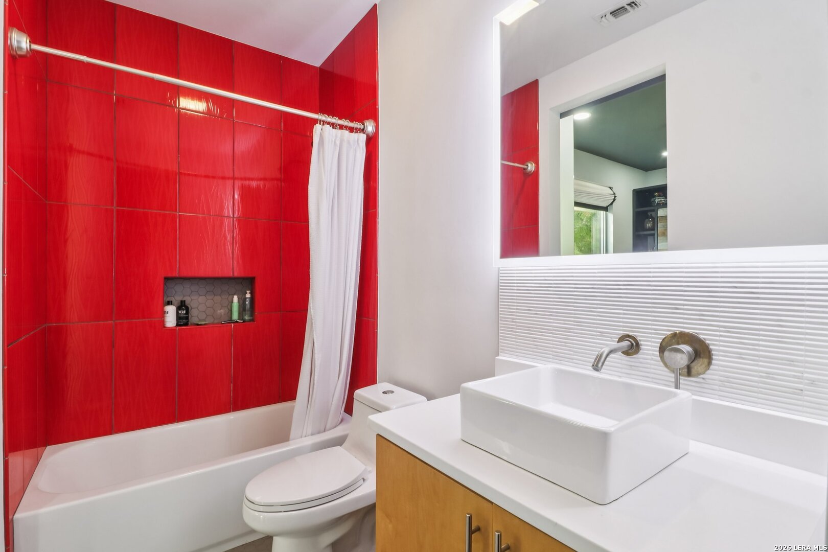 128 Clay, San Antonio, TX 78204