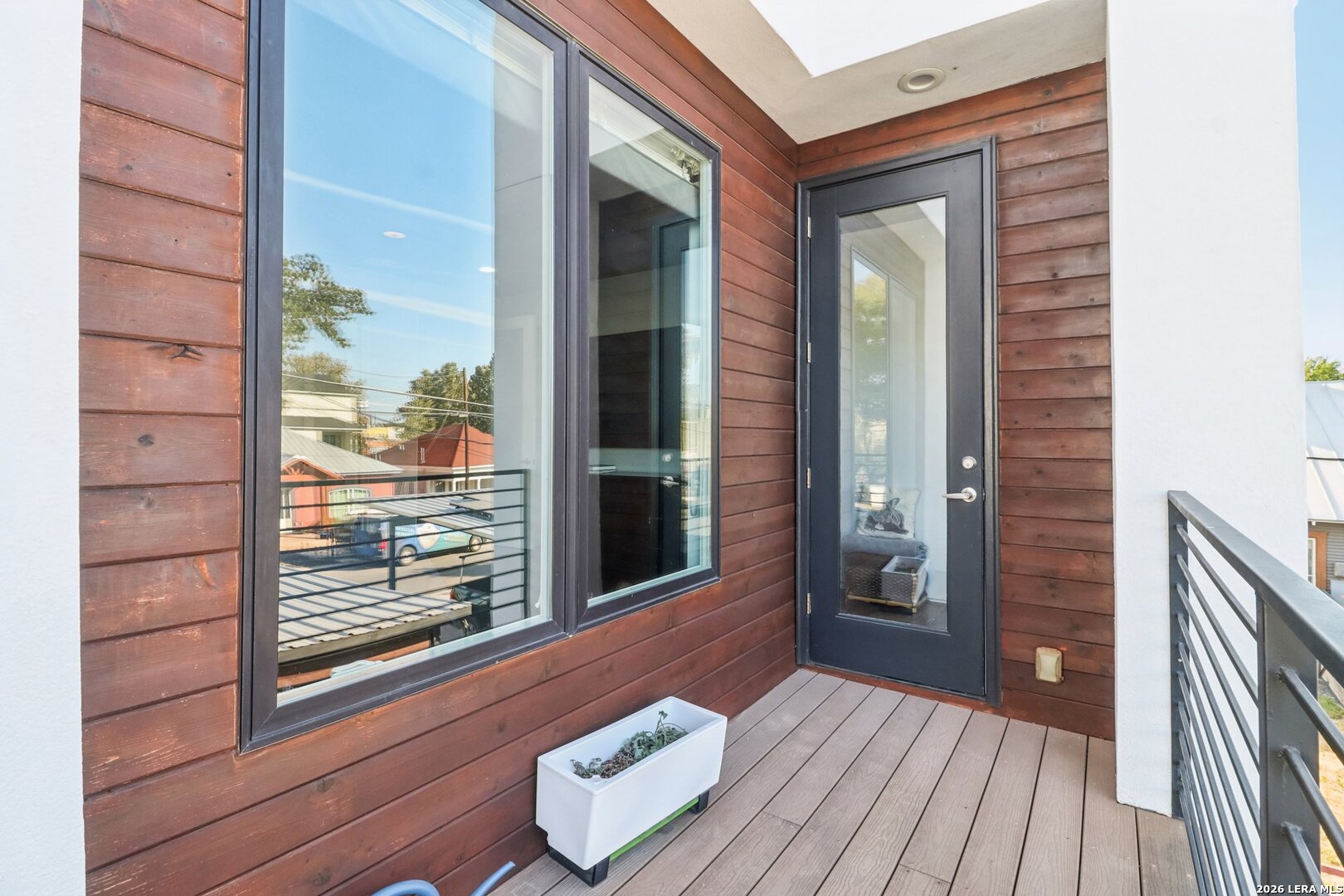 128 Clay, San Antonio, TX 78204