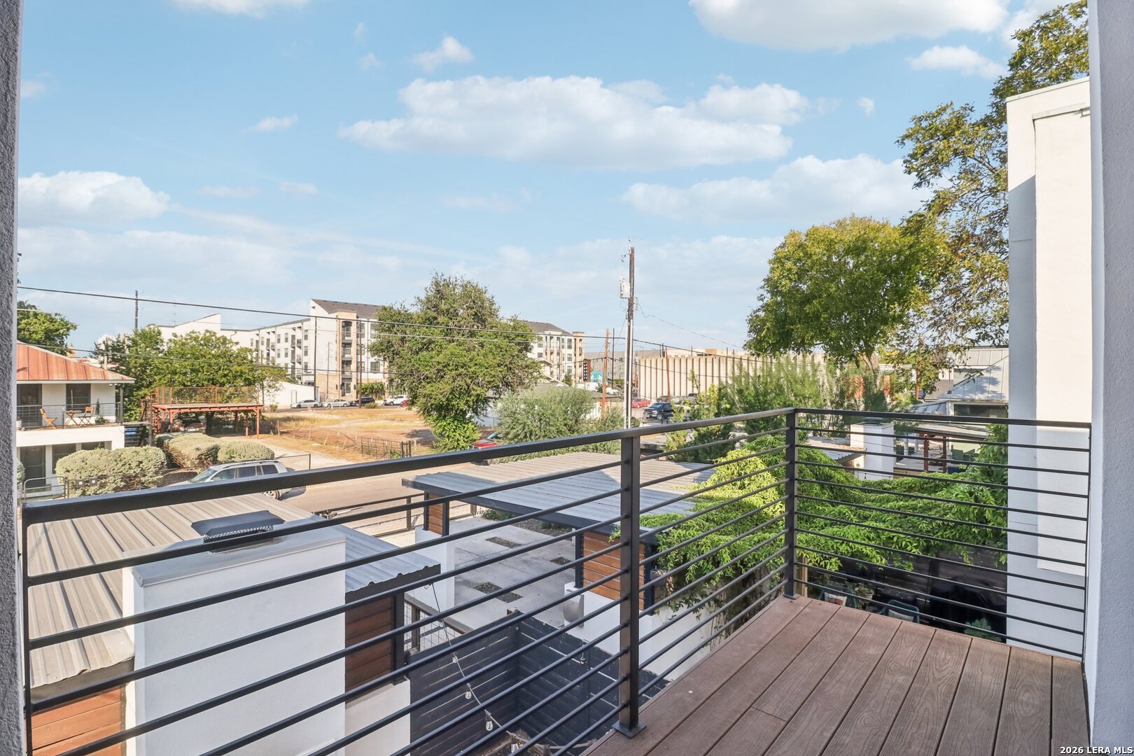 128 Clay, San Antonio, TX 78204