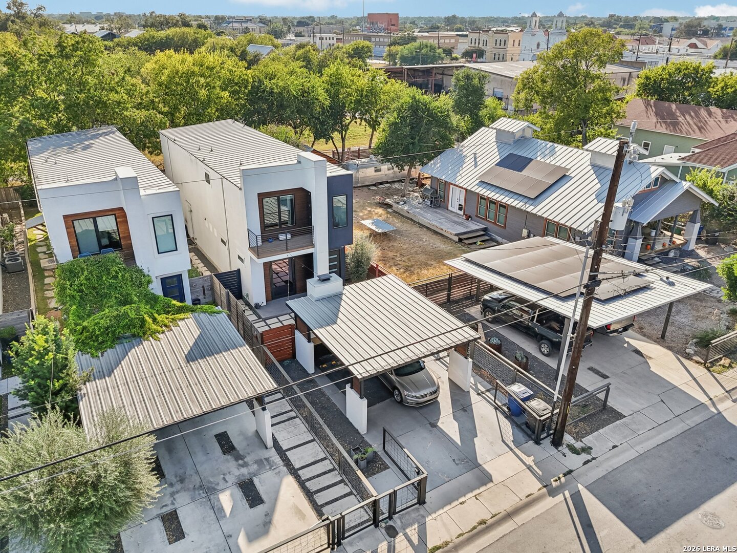 128 Clay, San Antonio, TX 78204