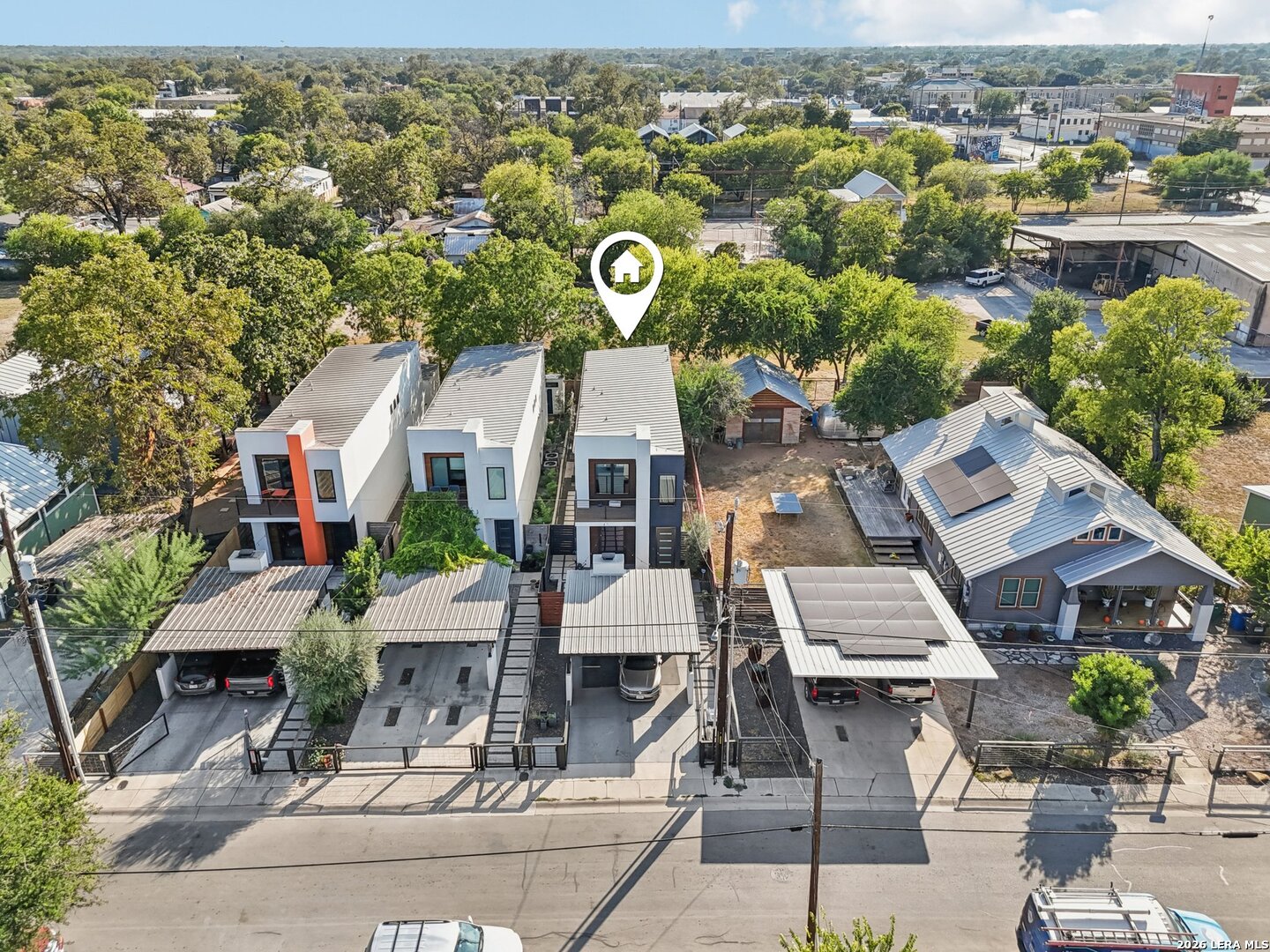 128 Clay, San Antonio, TX 78204